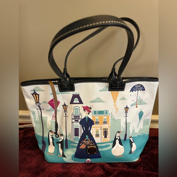 Dooney and Bourke Mary Poppins handbag - Picture 1 of 4